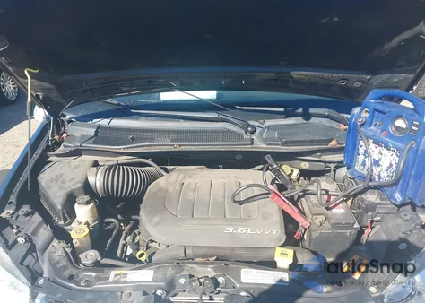 2016 Dodge Grand Caravan Sxt z USA, uszkodzony, nr VIN 2C4RDGCG5GR329547